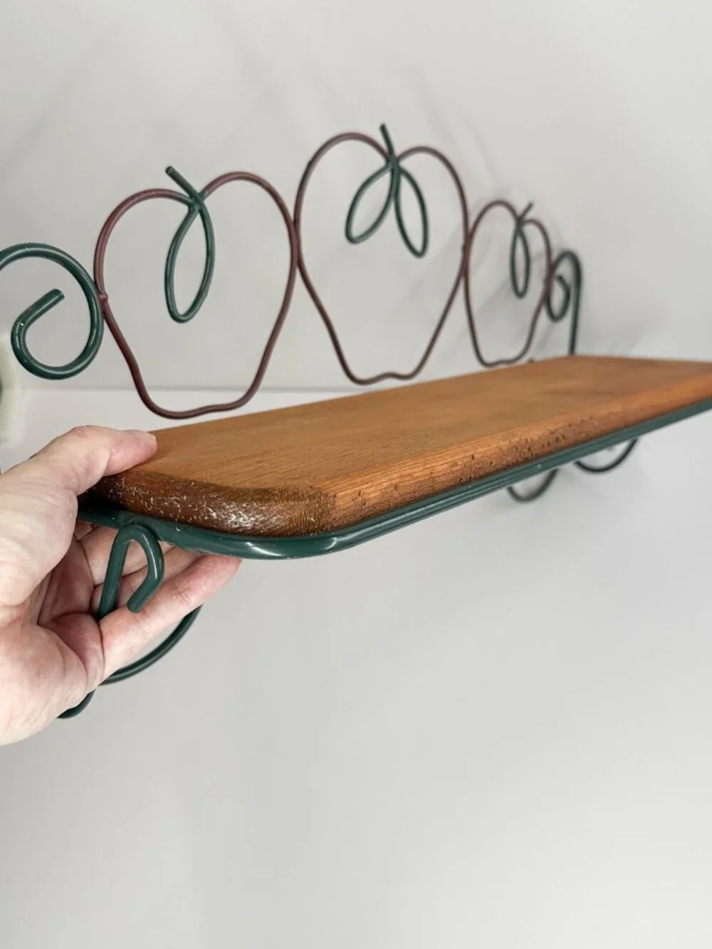 Vtg Wood Metal Apple Wall Shelf Cottagecore Farmhouse Farm Country Teacher